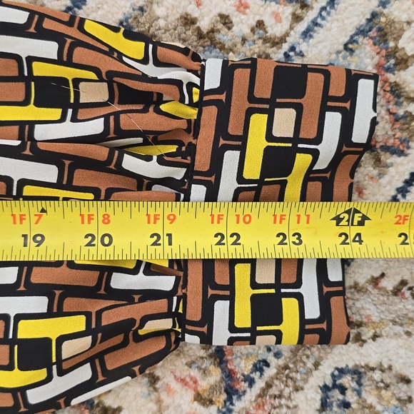 WORTHINGTON WOMENS PETITE PLUS BROWN & YELLOW SYMMETRICAL BLOUSE SIZE PXXL - Picture 15 of 16